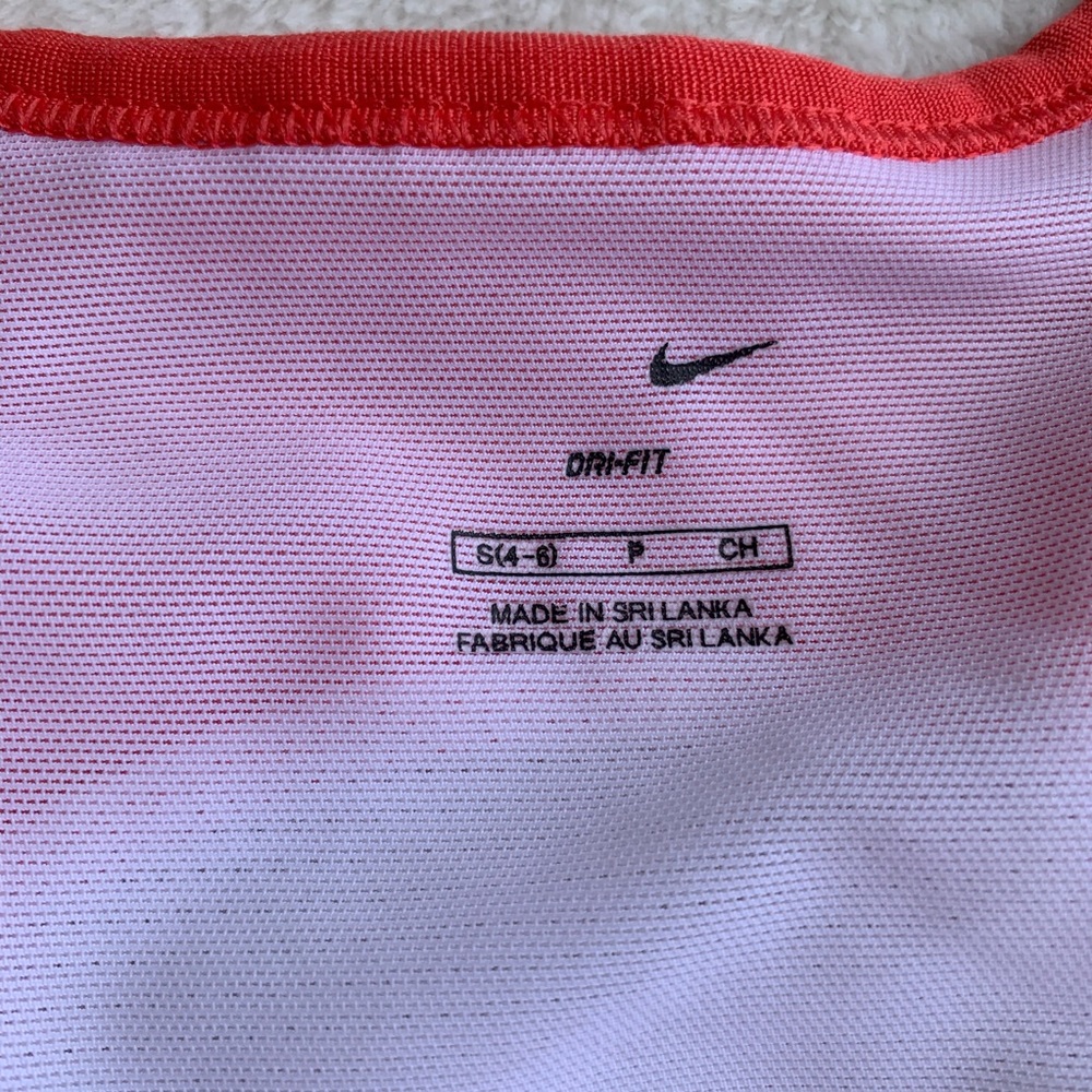 Nike Top - Picture 2 of 4